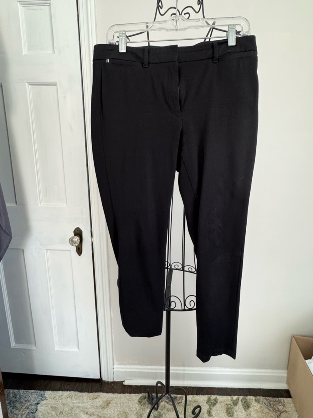 WHBM The Skimmer Black Pants - Size 8